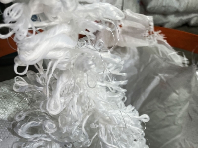 “用了你家的同步伺服電動螺旋壓磚機，耐火磚質量上升了很多”